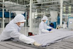 가맹점주는 겨우 100만원 넘게 버는데..본사는 5천억 챙긴 프랜차이즈
