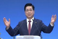 “우리 교회 건들지마” 트럼프 믿고 李에게 경고한 대형교회 목사