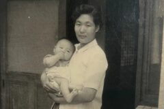 윤석열은 왜 계속 어머니의 존재를 숨겼을까?