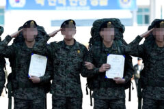 전역 단 하루 앞두고 집단으로 탈영한 국군 병사들, 대체 왜?