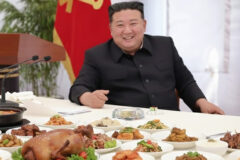 국제 제재 속에서도 김정은을 먹여 살리고 있는 2개의 산업 정체