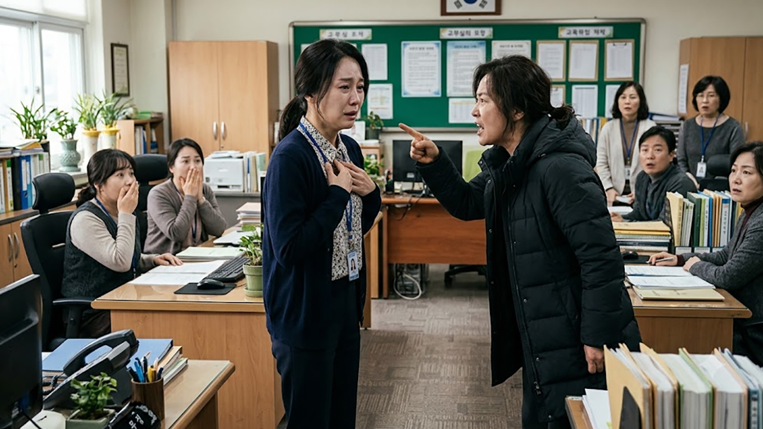 암 이겨내고 복직한 교사에 “우리 애 전염될수 있다”며 항의한 학부모 최후