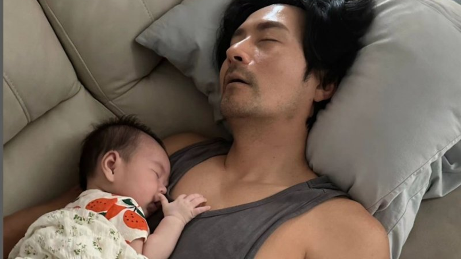 이혼 4년만에 13살 연하와 재혼해 늦둥이 딸 얻은 50대 연예인