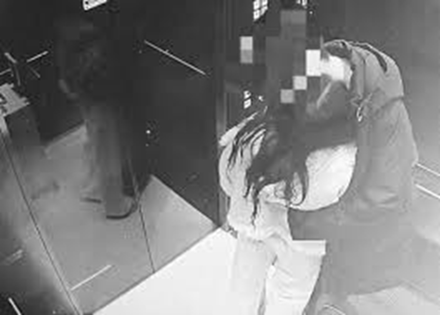 CCTV 까지 공개…유명 연애프로 출연자가 유부남과 불륜중 주장 ‘논란’