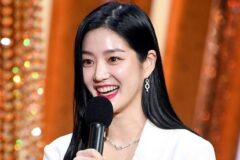배우 이유비, 촬영중 선인장밭에 넘어져 선인장 가시들 200개가…’난리’