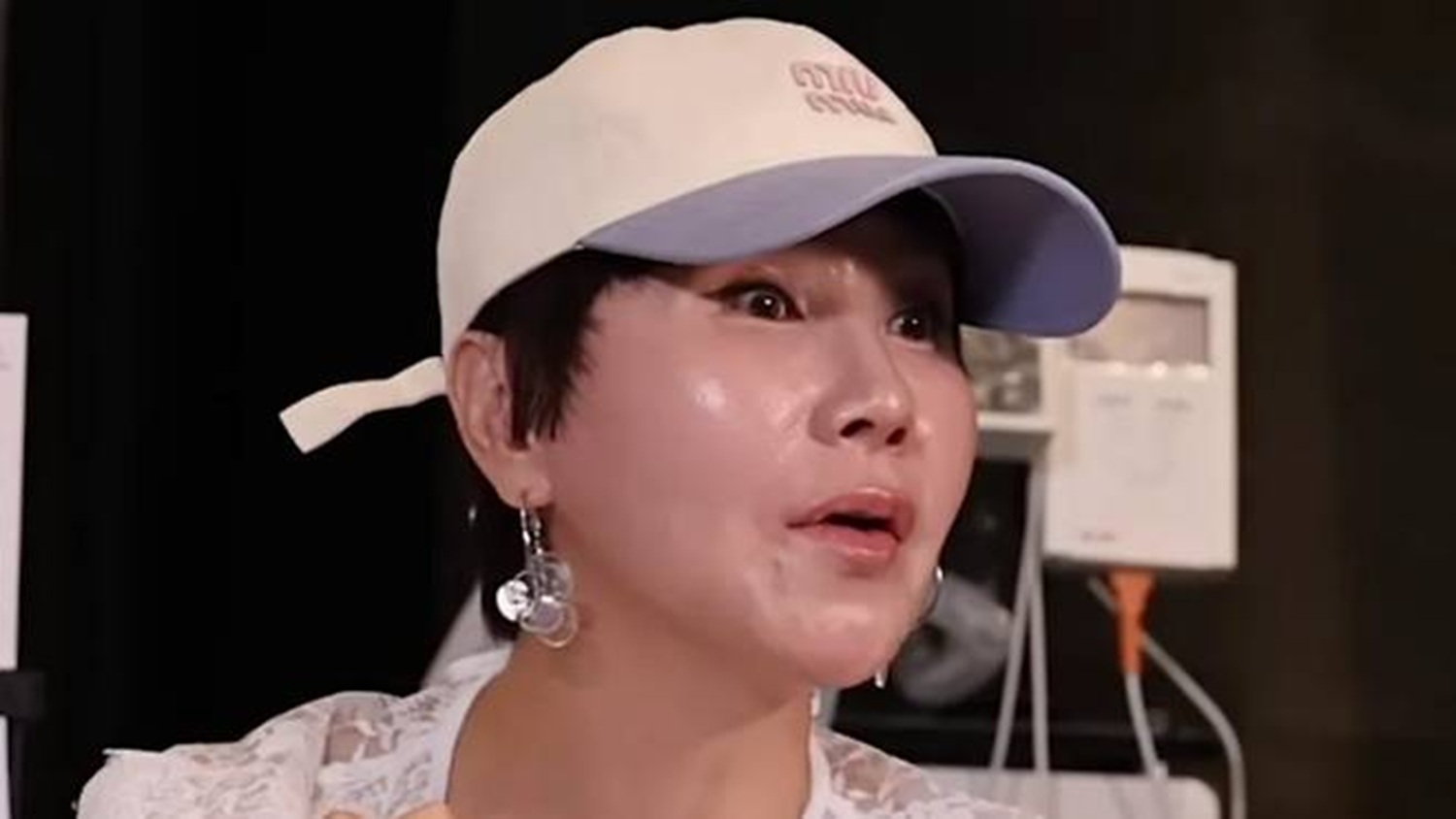 결혼후 300번 이상 불륜 저질렀다 알려진 여자 연예인…입장 밝히다