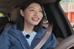 키 192cm 장신 김연경이 타는 거액의 초대형 자동차