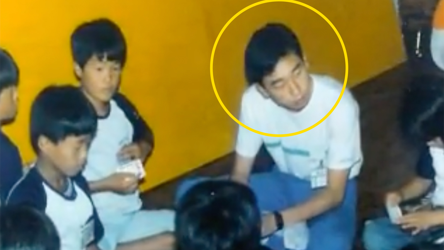 무려 4천 명이 넘는 조문객 몰려 통곡하게 만든 어느 의사의 장례식