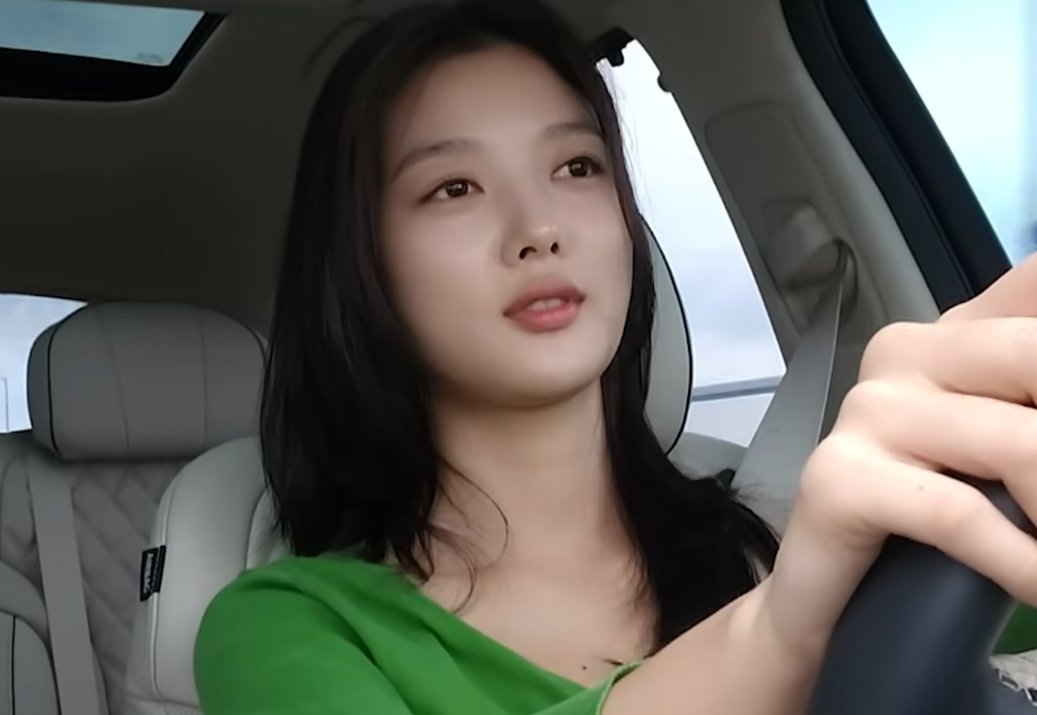 1회 출연료만 5천만원인 국민 여동생이 타는 의외의 차