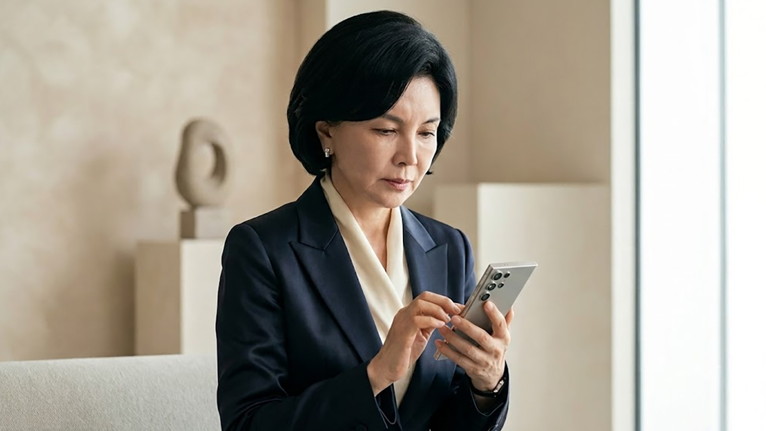 JTBC 보도로 이재용이 구속되자 엄마 홍라희가 동생 홍석현에 보낸 문자