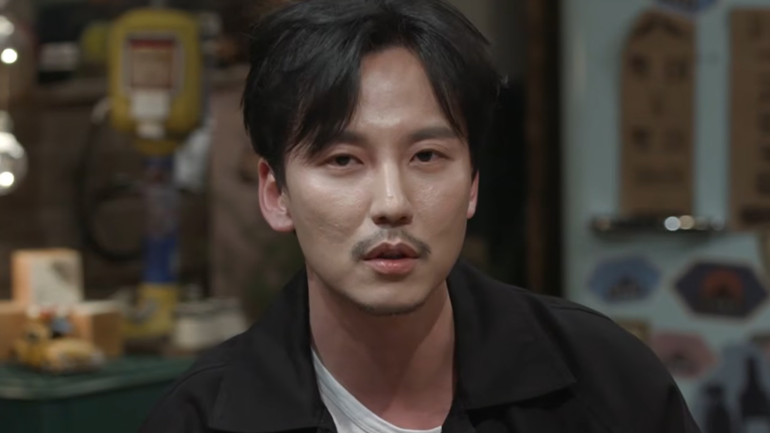 뺑소니에 치여 3,4차례의 대수술을 받아 연예계 은퇴위기 처했던 연예인