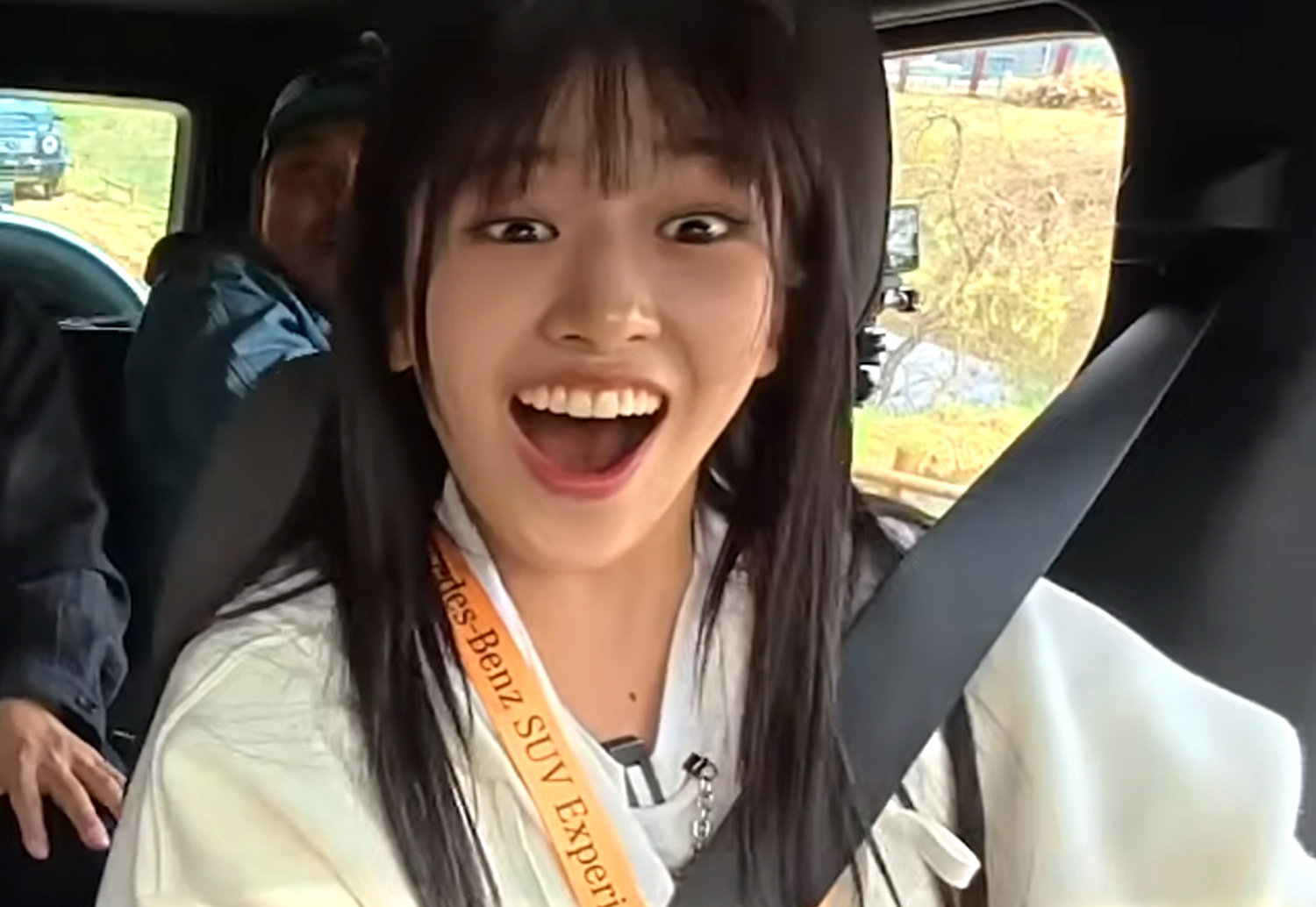 아빠가 방송에 나온차에 관심갖자, 바로 차사준 가수 딸