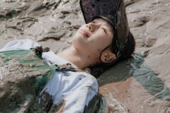잘나갔는데…현재 후회하며 생계형 리포터로 처절히 살아가는 여배우 근황