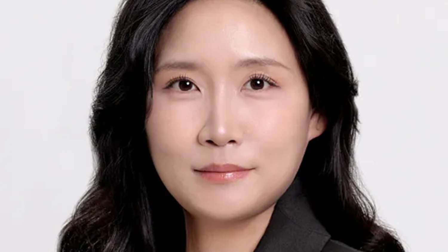 민주당 소속으로 당선되고 나서 임기 3일만에 곧바로 탈당한 여성 의원
