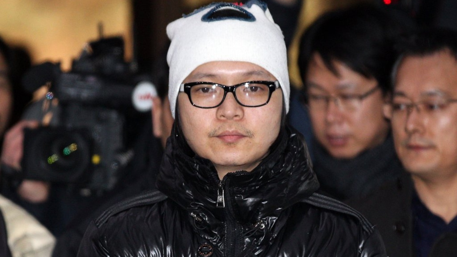 전국민에 욕먹는 중에 전염병에 걸렸다고 거짓말 하다 더 욕먹은 연예인