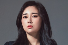 민주당과 싸우고 있는데…오히려 ‘민주당 2중대’라 욕먹고 있는 정치인