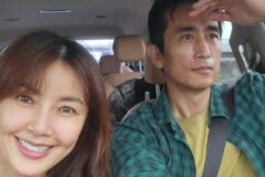 선한 영향력을 지닌 신애라·차인표 부부의 개념있는 차