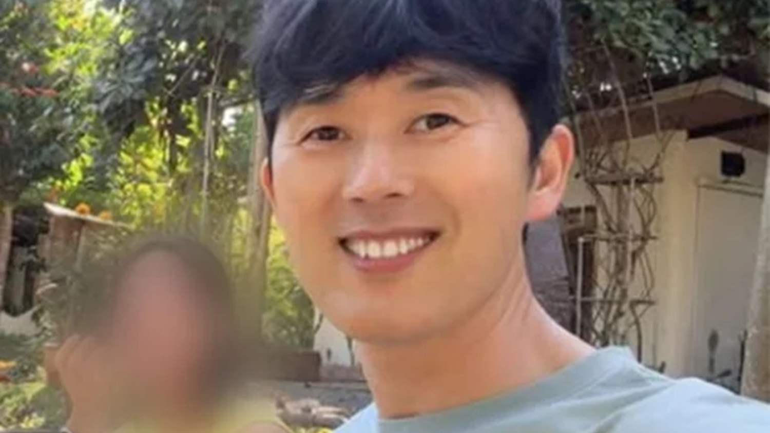 여자친구가 직접 삼일장까지 치뤄줘…뒤늦게 별세소 알려진 연예인
